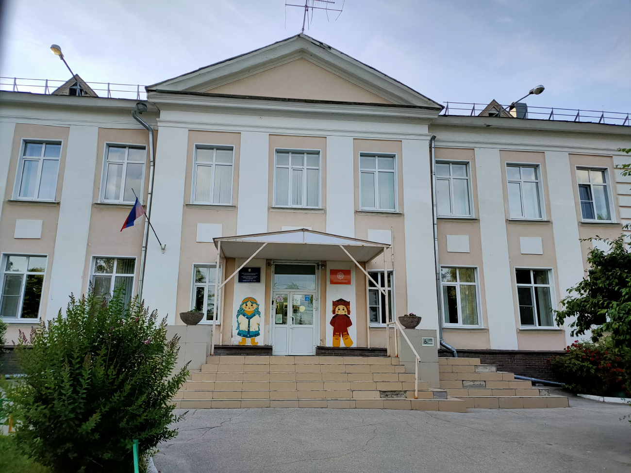 Нижний Новгород, Улица Аркадия Гайдара, 16