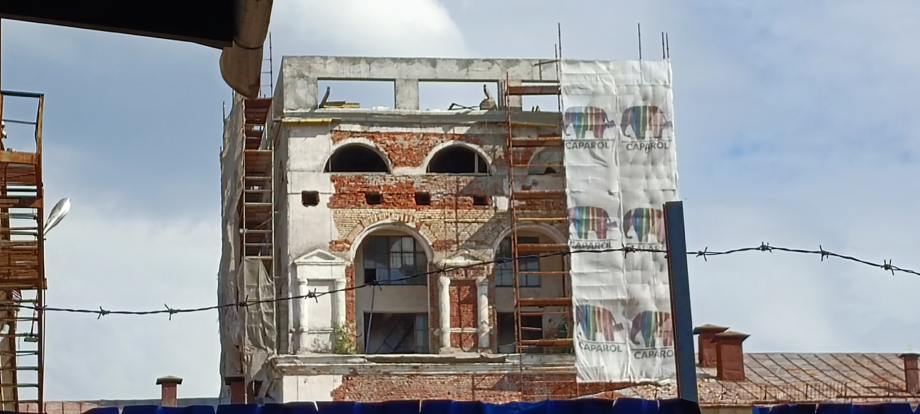 Минск, Красная улица, 23 / Улица Веры Хоружей, 1