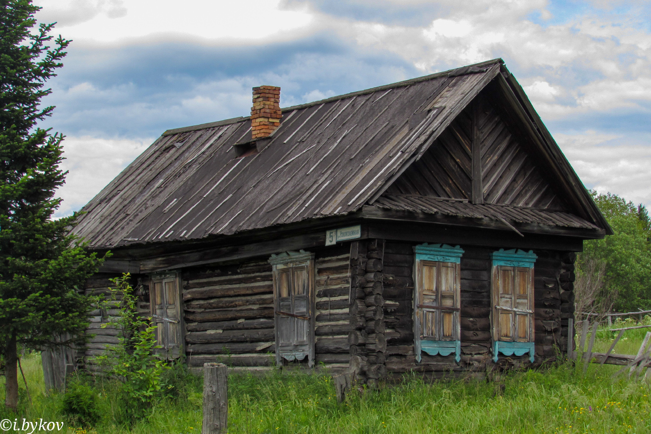 Емельяновский район, прочие н. п., Пос. Зеледеево, Узкоколейная улица, 5