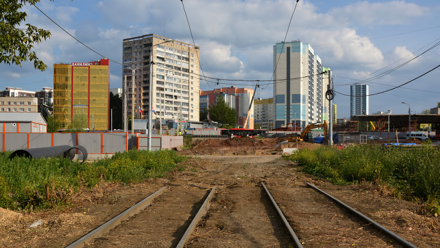 Пермь, Шоссе Космонавтов, 55А; Шоссе Космонавтов, 57; Улица Овчинникова, 33А; Улица Овчинникова, 35А; Луньевская улица, 4