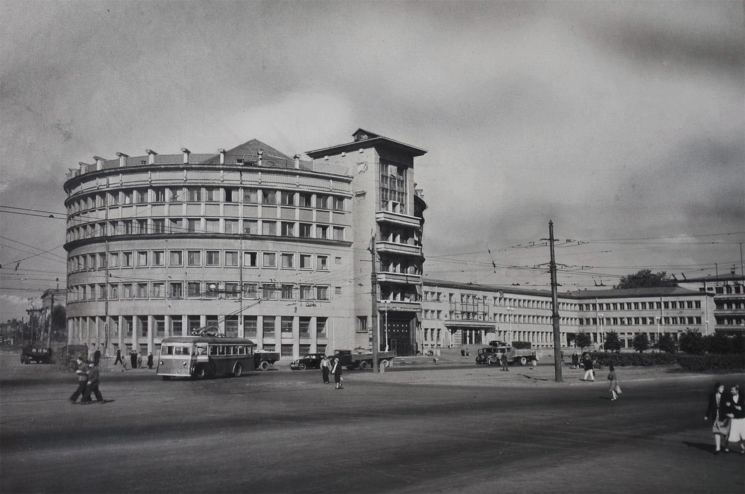 Peterburi, Московский проспект, 129
