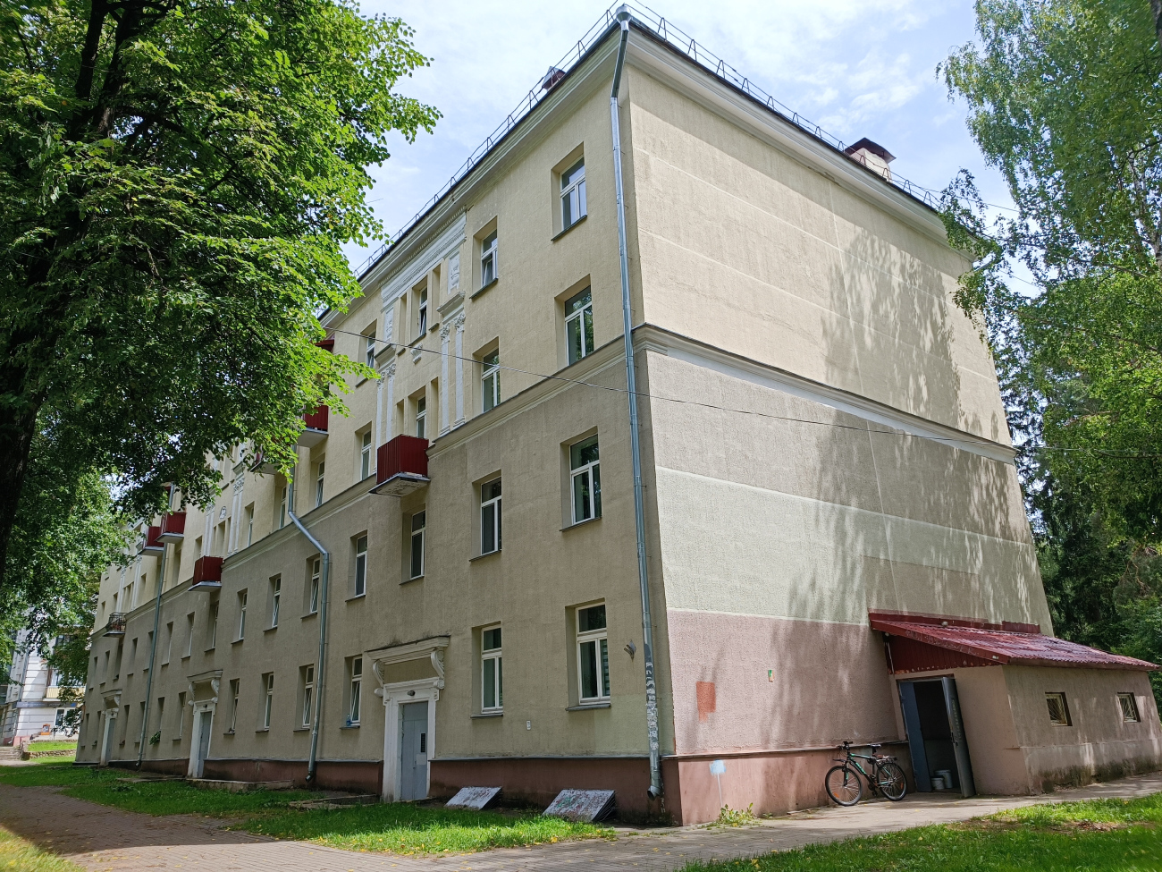 Минск, Улица Пономарёва, 6