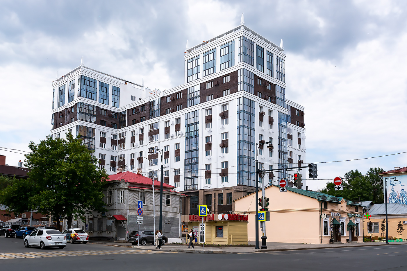 Уфа, Улица Чернышевского, 83; Улица Мустая Карима, 16/1; Улица Ленина, 15