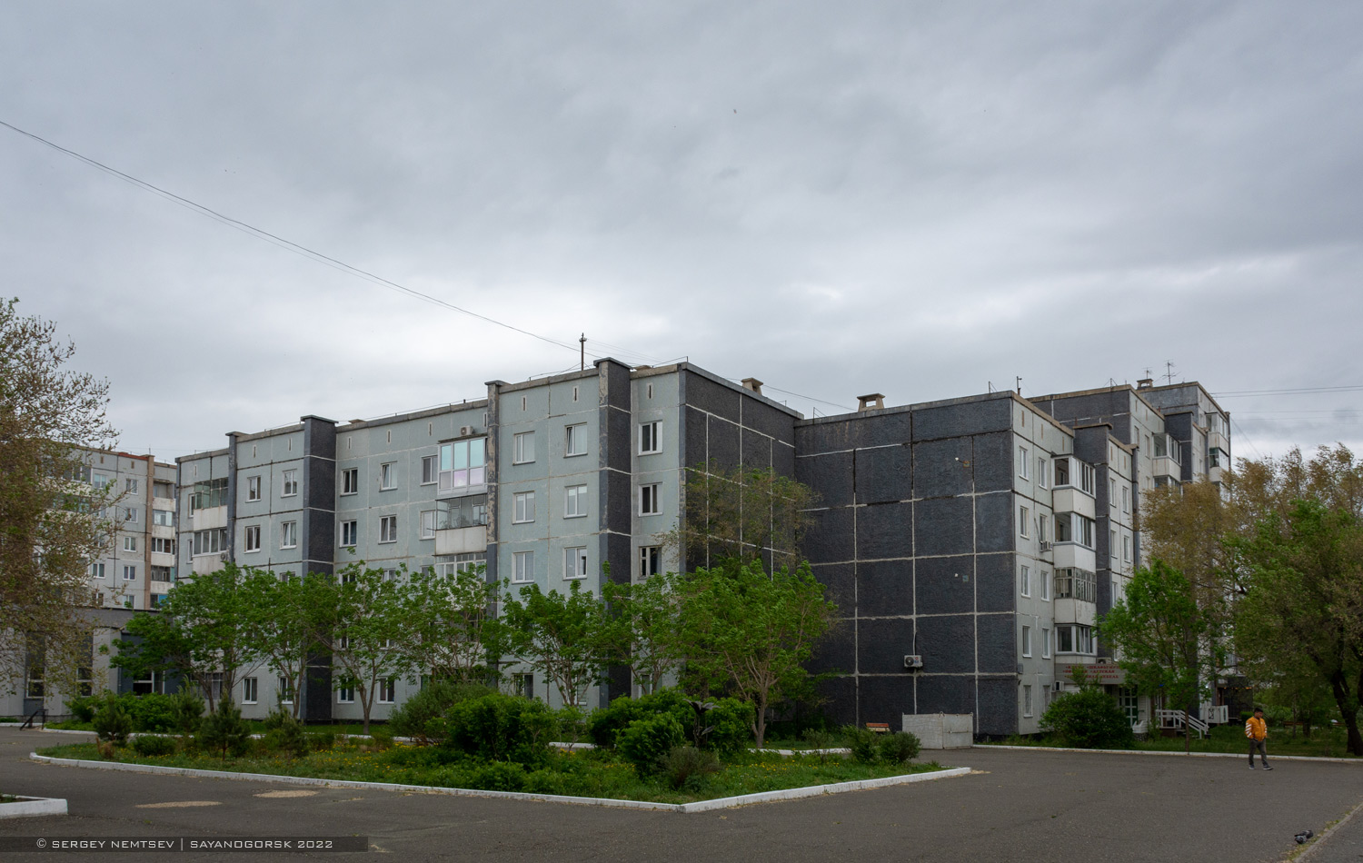 Саяногорск, Центральный микрорайон, 1