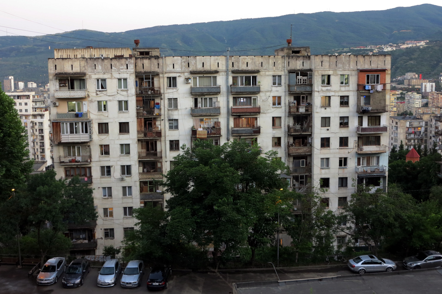 Тбилиси, Плато Нуцубидзе. Микрорайон 3, Квартал 3, корп. 11