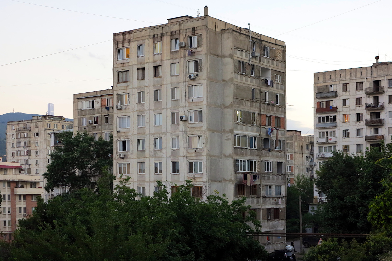 Тбилиси, Плато Нуцубидзе. Микрорайон 3, Квартал 3, корп. 7