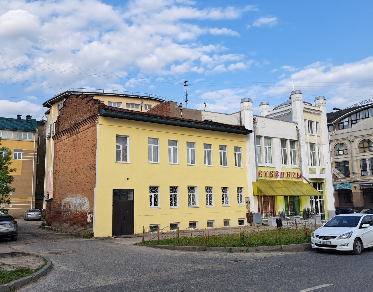 Иваново, Улица Степанова, 4; Улица Красной Армии, 4 / Улица Степанова, 2