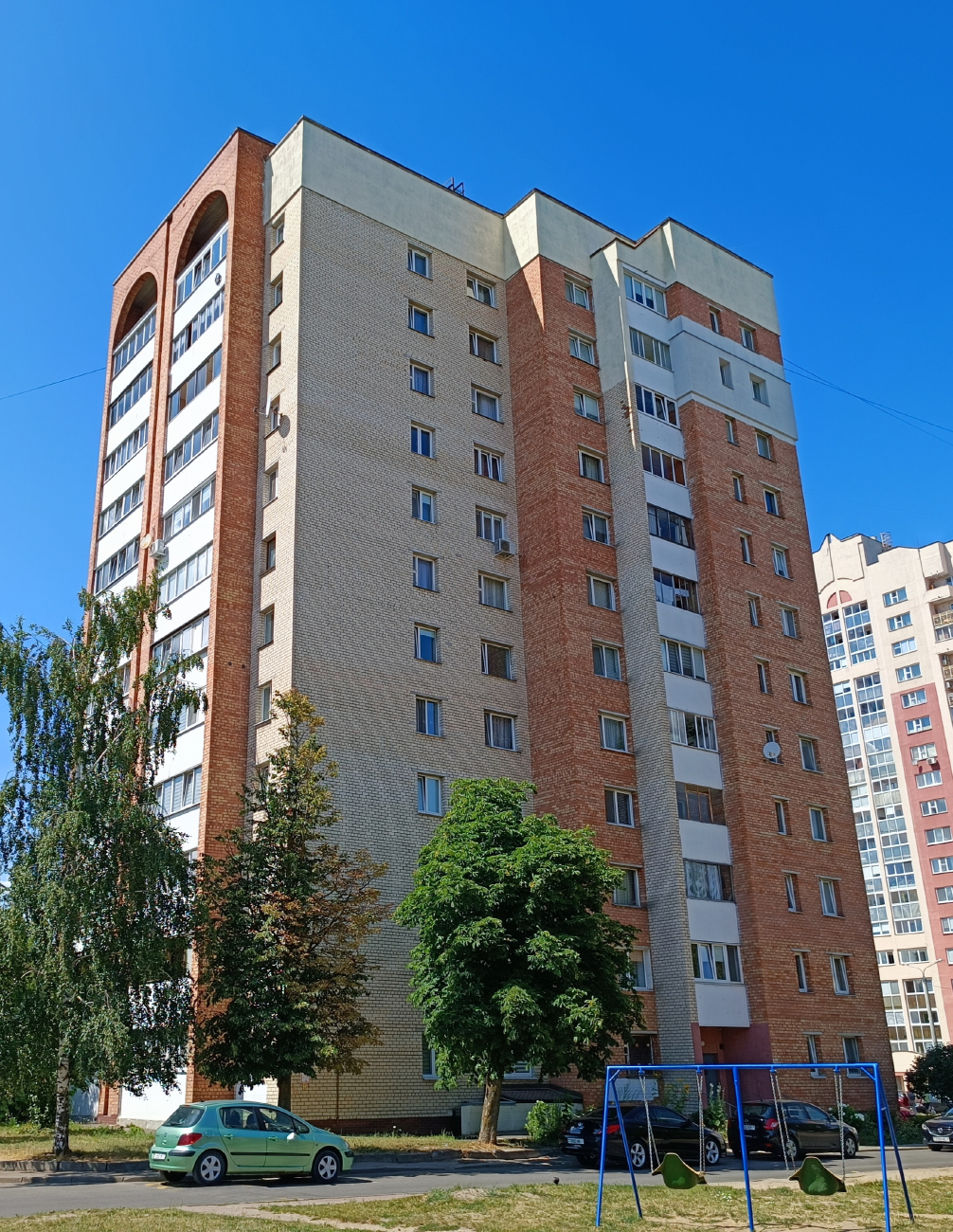 Минск, Улица Михася Лынькова, 11