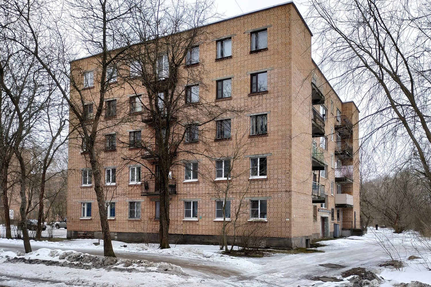 Сясьстрой, Улица Центр, 14В