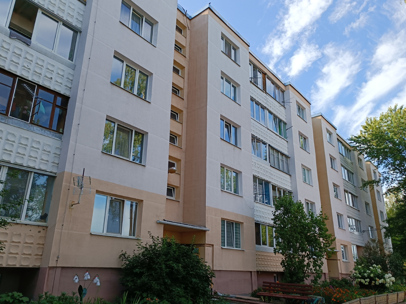 Гатово, Металлургическая улица, 4