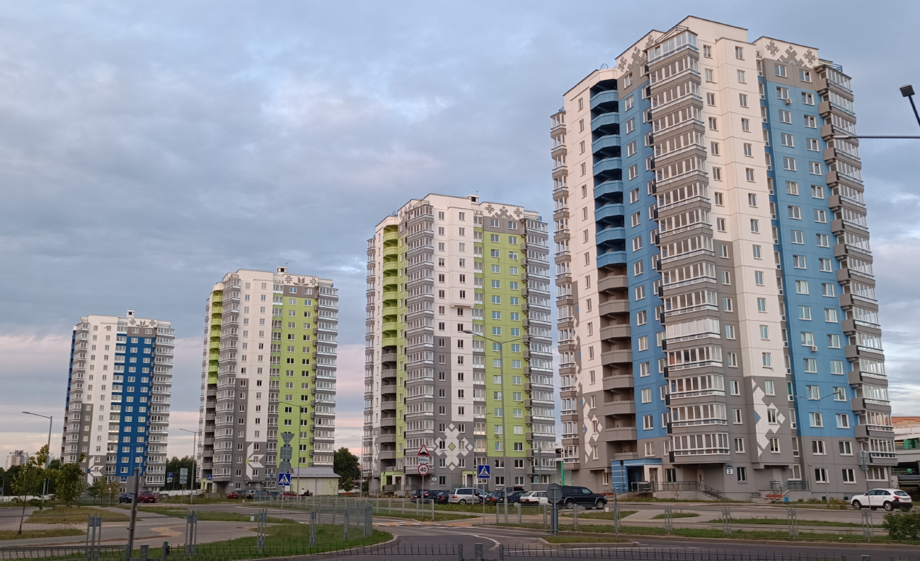 Минск, Улица Виктора Ливенцева, 2; Улица Виктора Ливенцева, 4; Улица Виктора Ливенцева, 6; Улица Виктора Ливенцева, 8