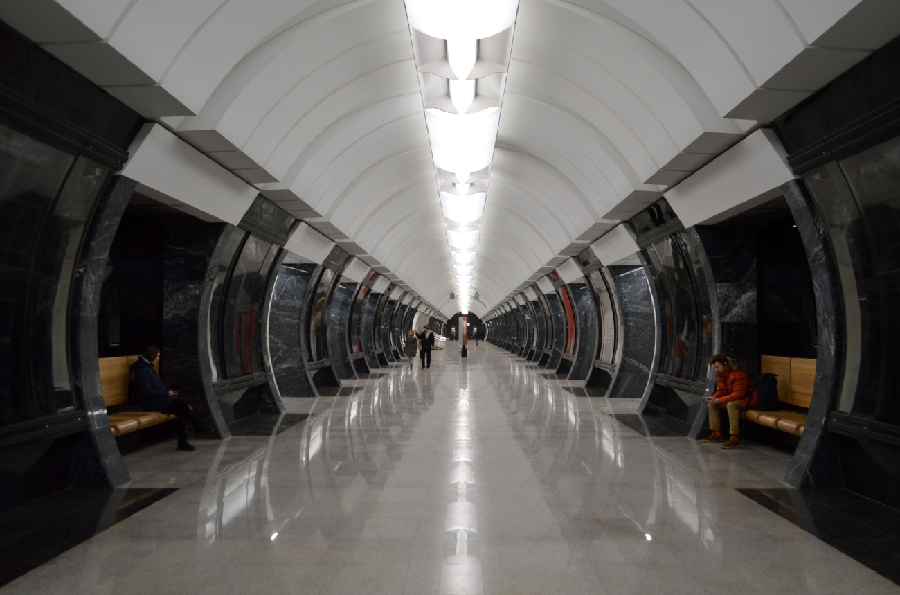 Москва, Большая Кольцевая линия Московского метрополитена, станция метро «Савёловская»