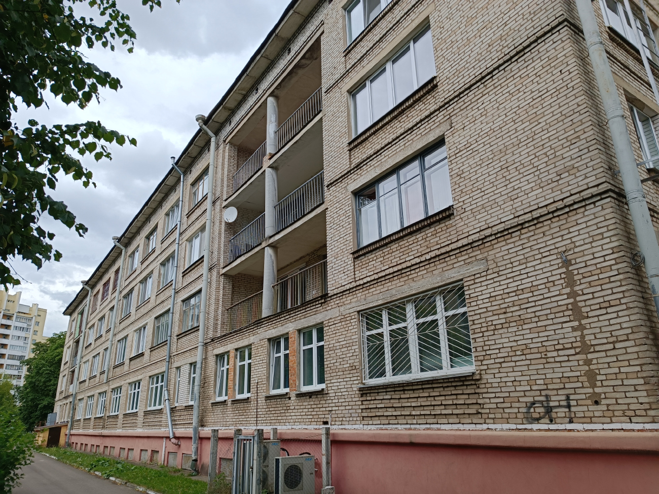 Минск, Улица Тарханова, 16