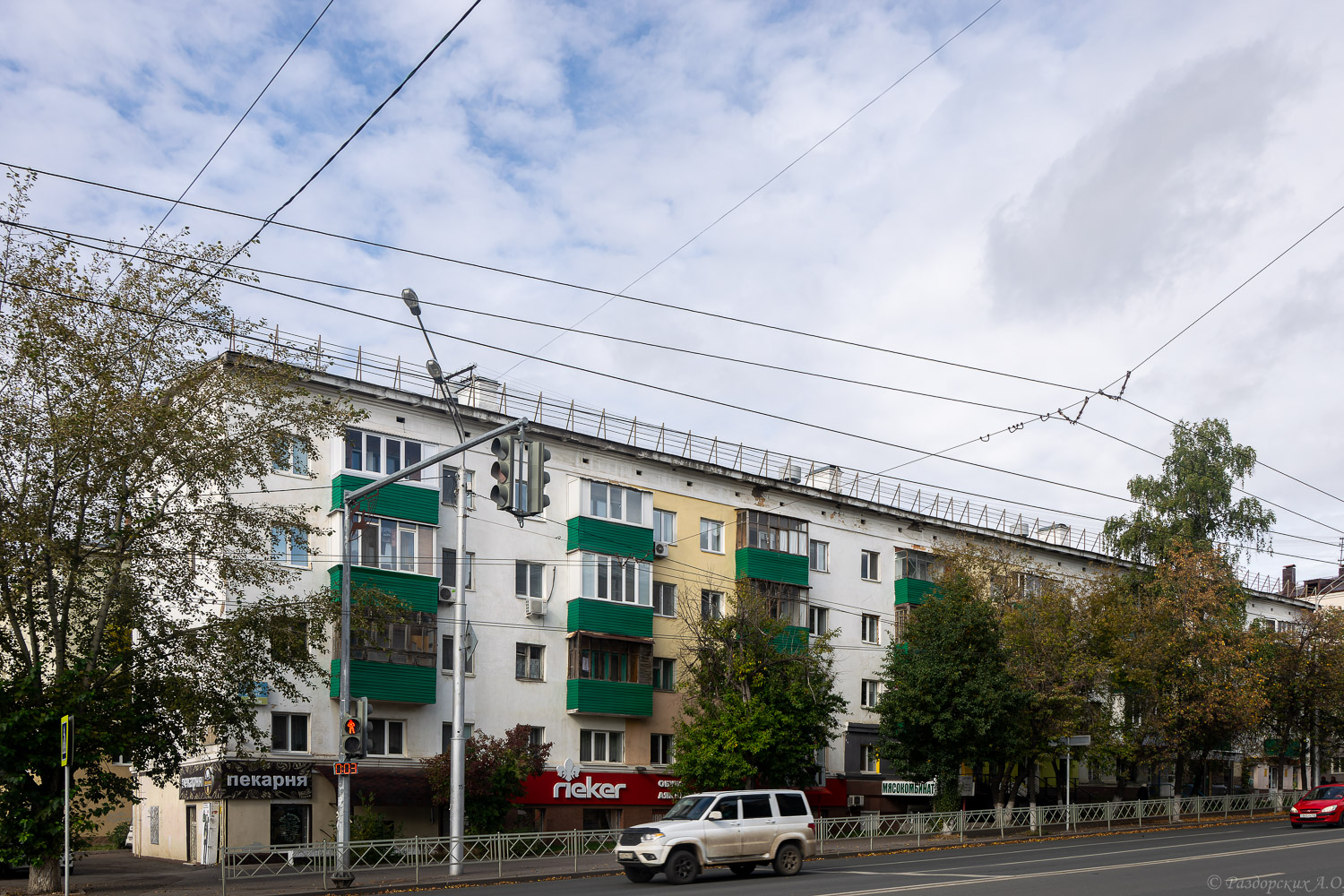 Уфа, Айская улица, 87 / Улица 8 Марта, 9