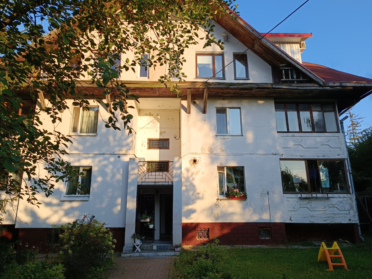 Сеница, Улица Янки Купалы, 3