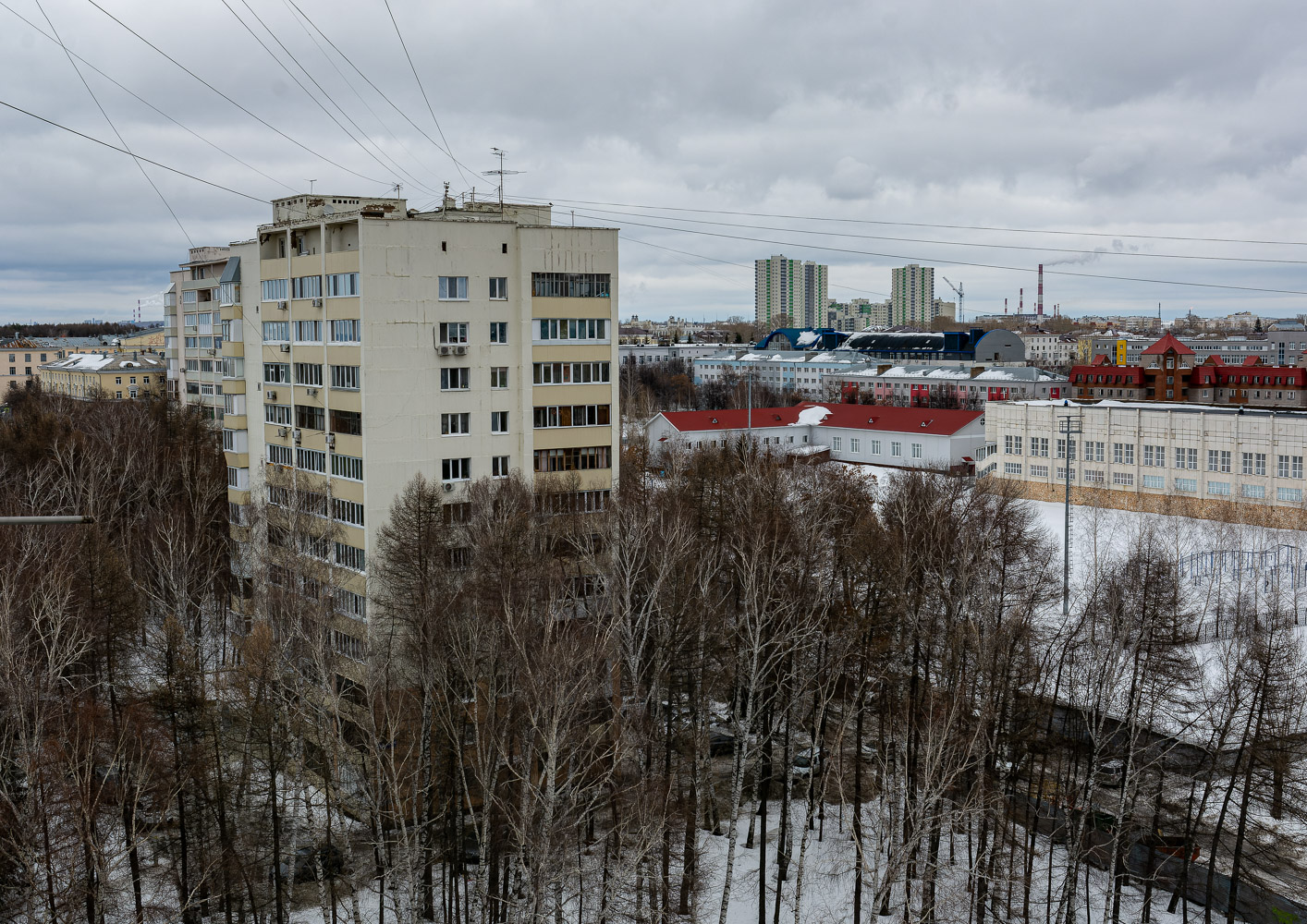 Ufa, Улица Комарова, 14