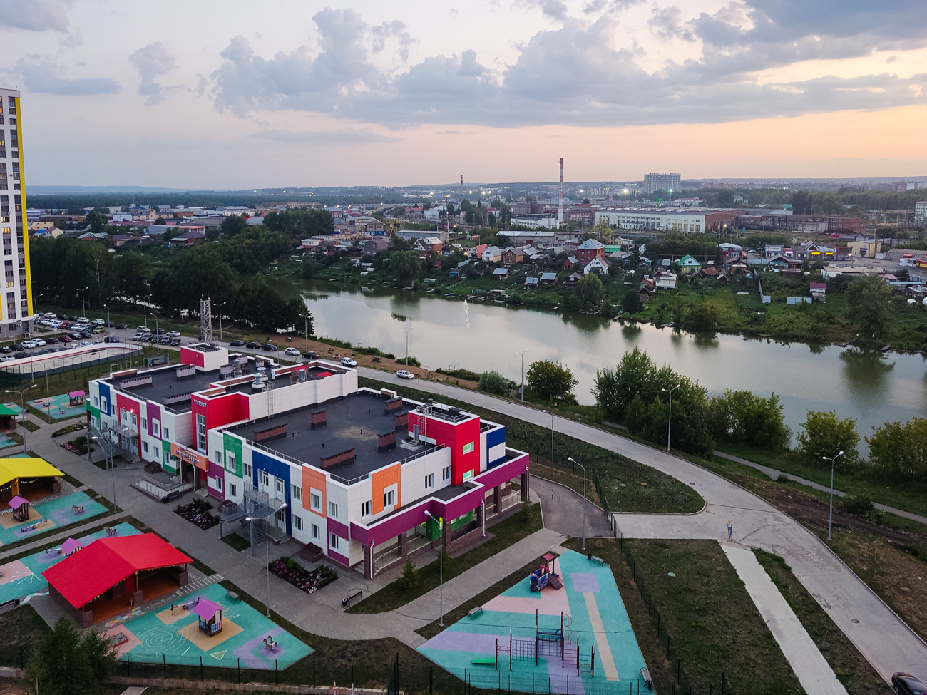 Уфа, Новороссийская улица, 1; Деповская площадь, 12 корп. 10