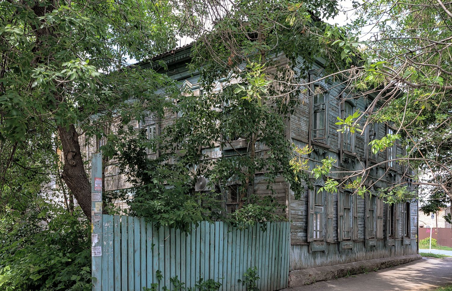 Уфа, Улица Зенцова, 85/2