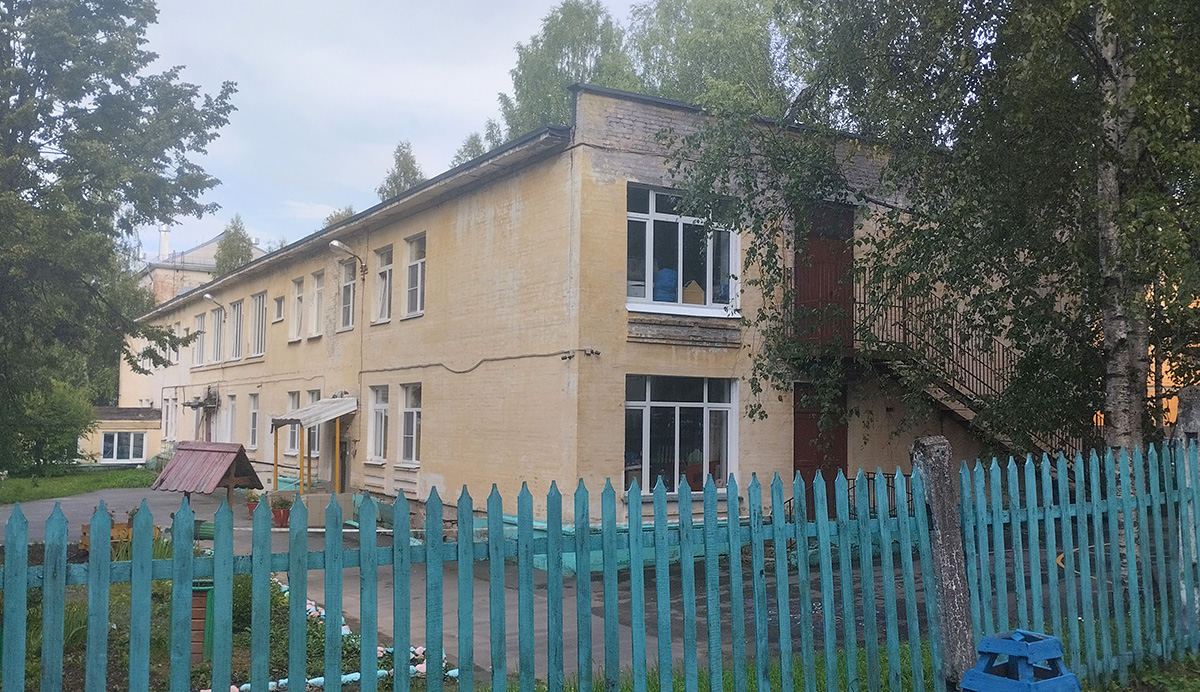 Мирный, Улица Ломоносова, 7