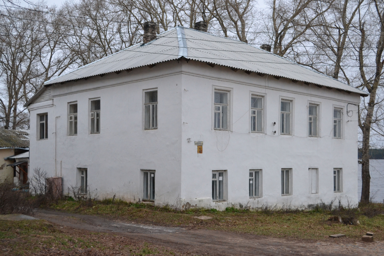 Калязин, Площадь преподобного Макария Калязинского, 2