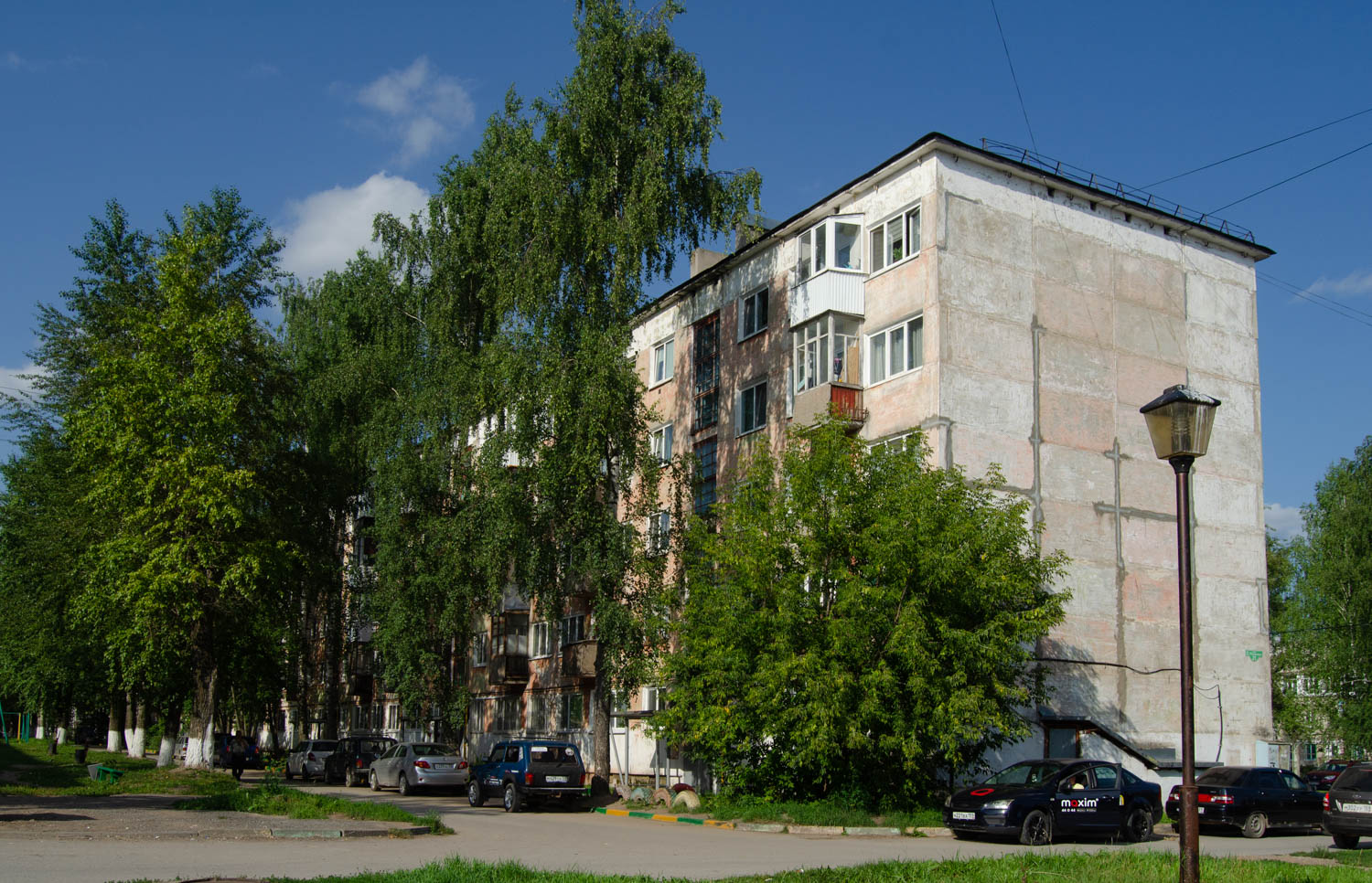 Соликамск, Молодёжная улица, 21