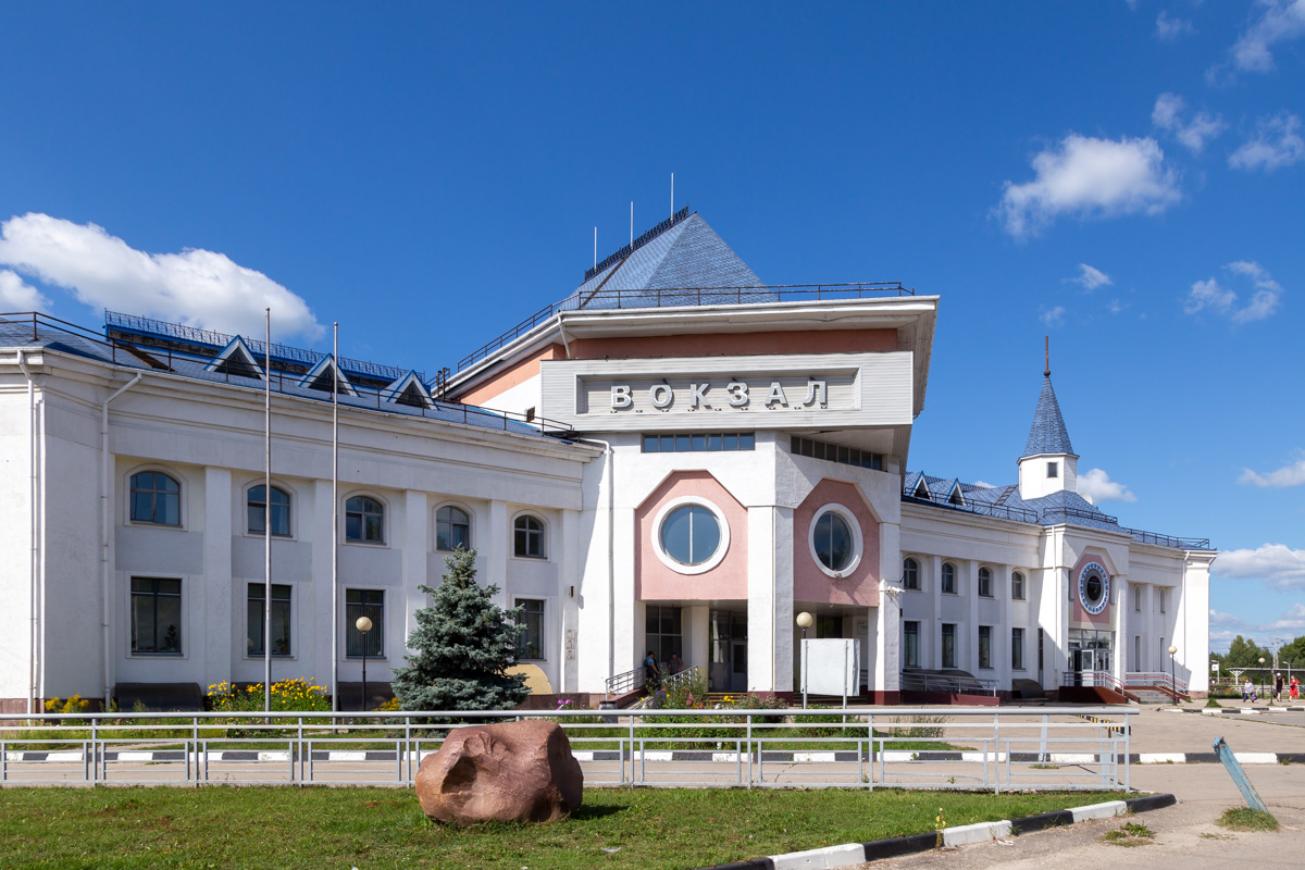 Semyonov, Привокзальная площадь, 1