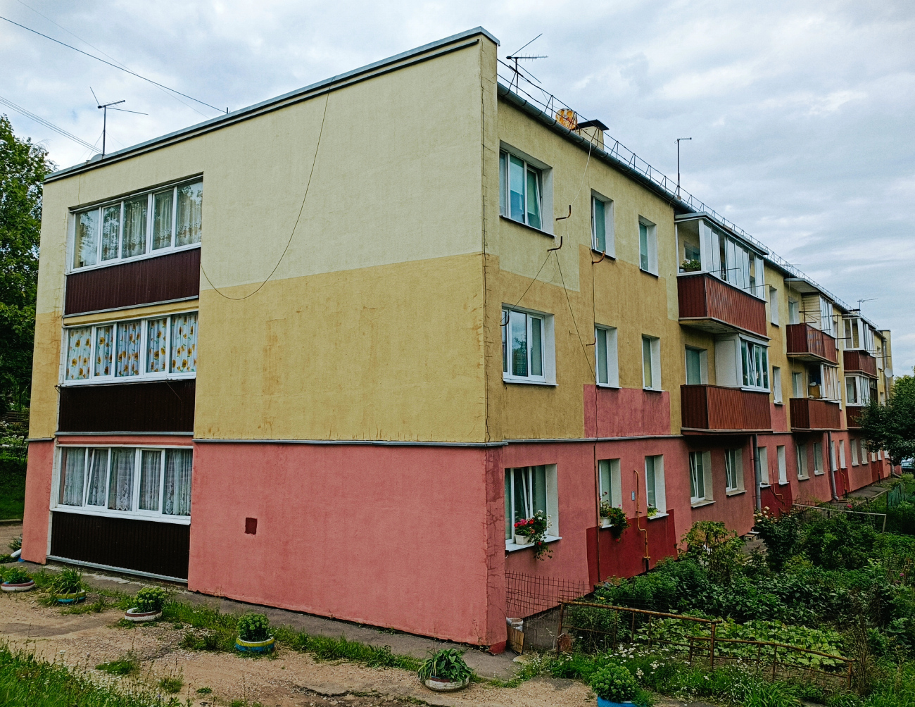 Ждановичи, Кольцевая улица, 7