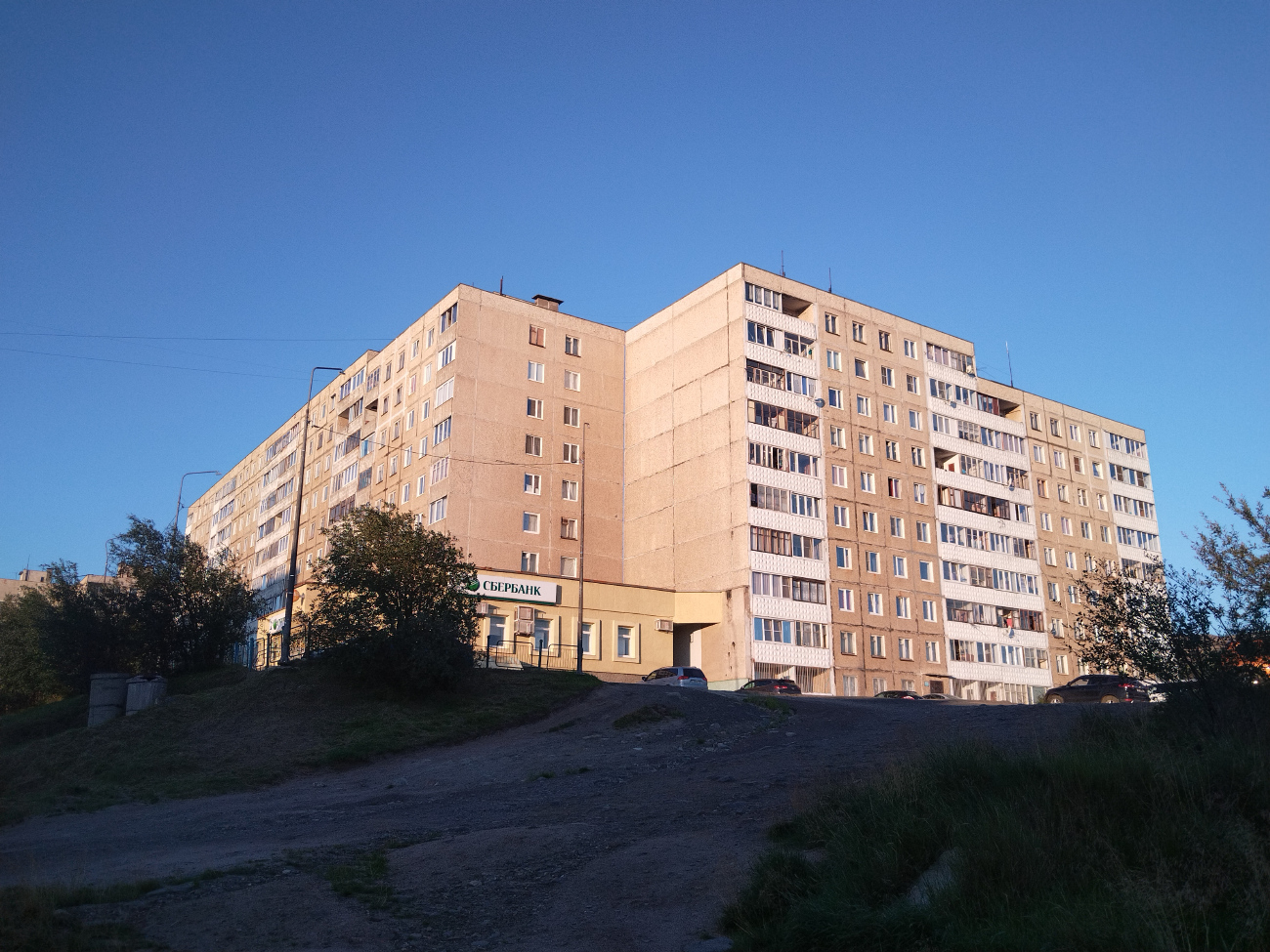 Никель, Гвардейский проспект, 39