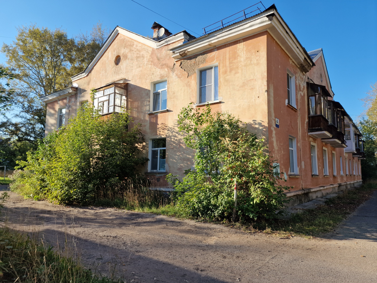 Glazov, Комсомольская улица, 4