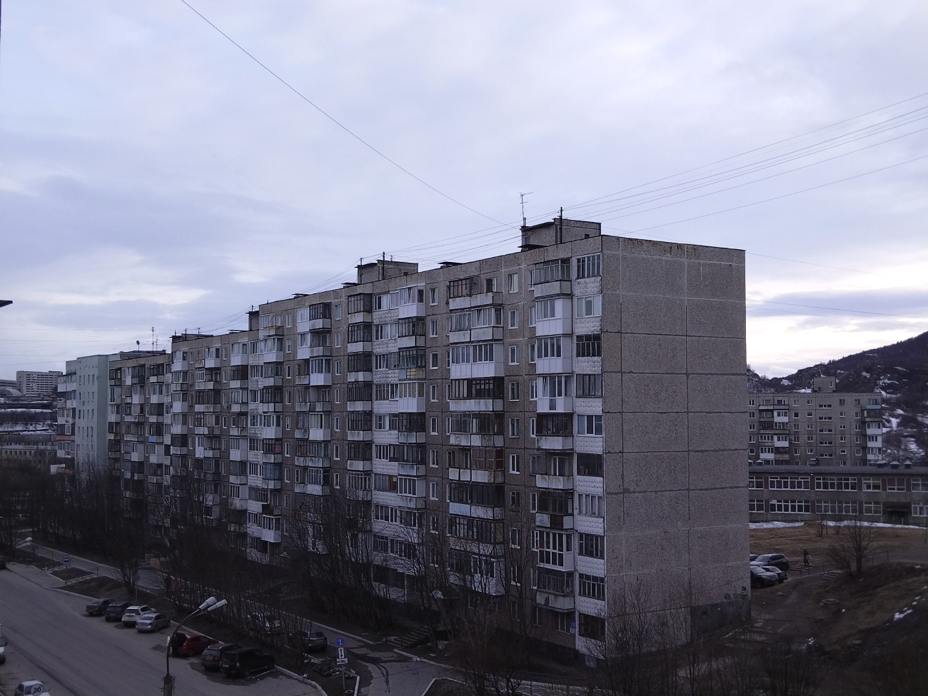 Мурманск, Улица Зои Космодемьянской, 33