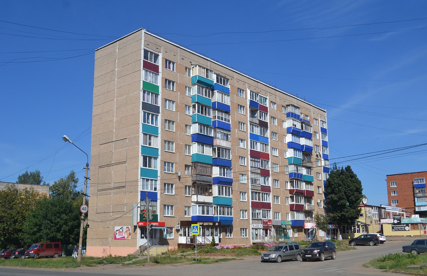 Сарапул, Улица 20 лет Победы, 17; Улица 20 лет Победы, 11Г; Улица 20 лет Победы, 11А