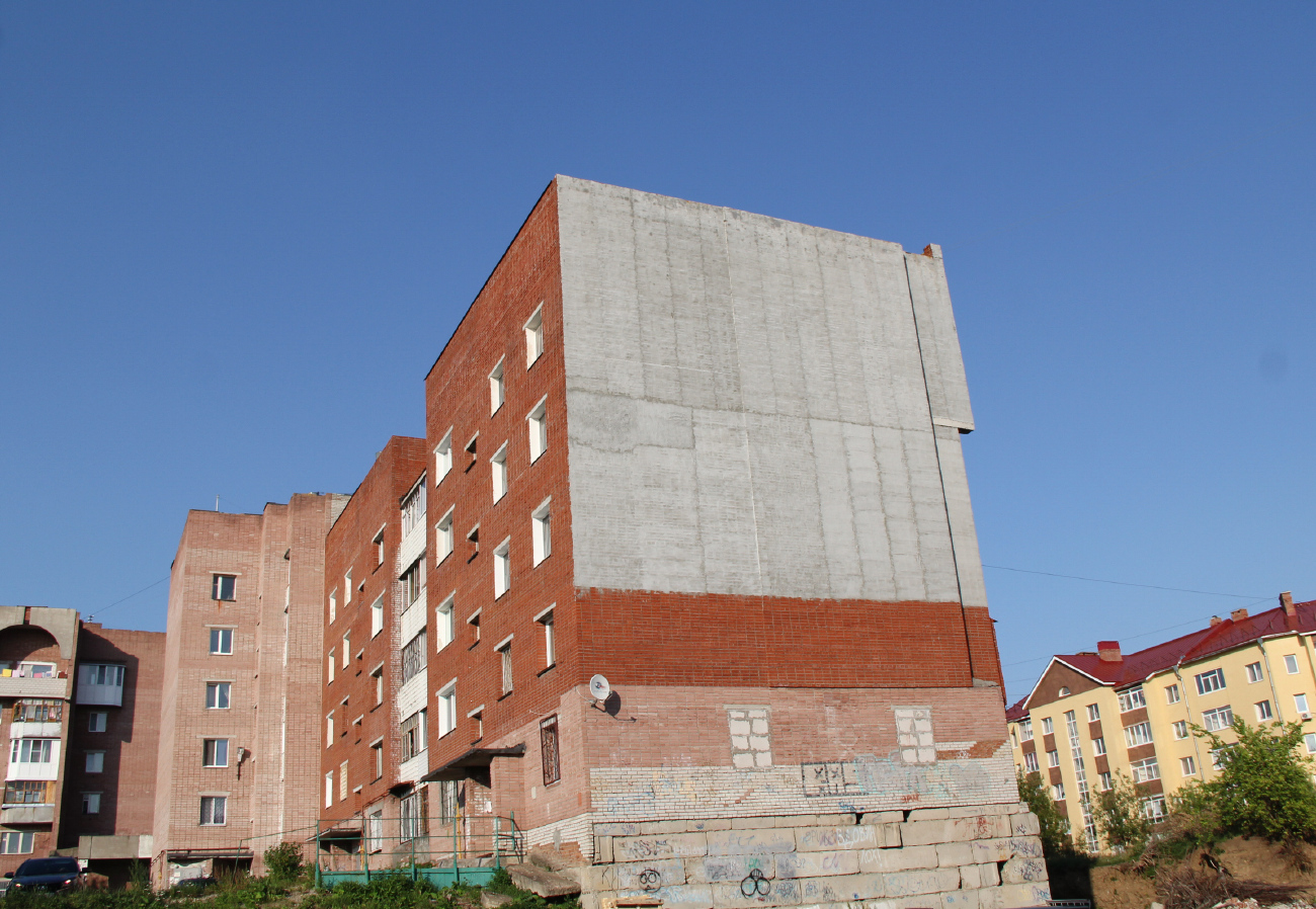 Березники, Набережная улица, 37