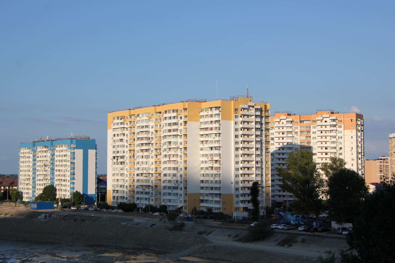 Лазаревское, Улица Малышева, 3; улица Малышева, 5; улица Малышева, 7