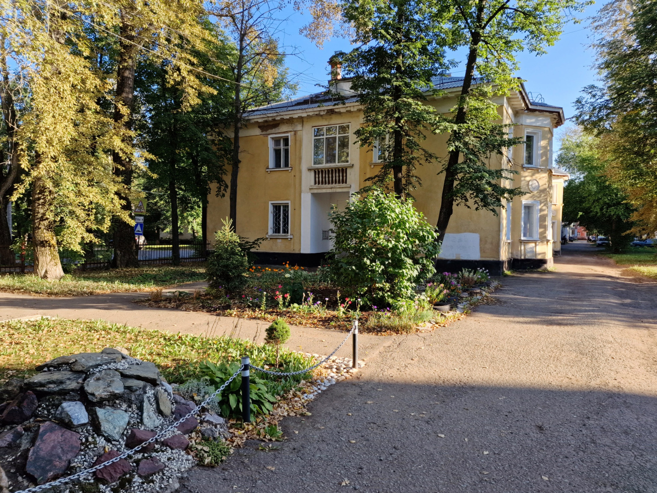 Глазов, Улица Мира, 8