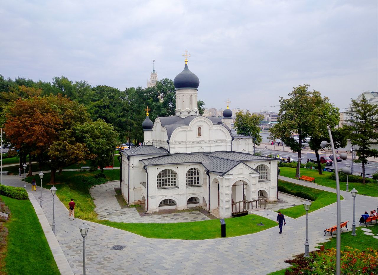 Москва, Москворецкая набережная, 3