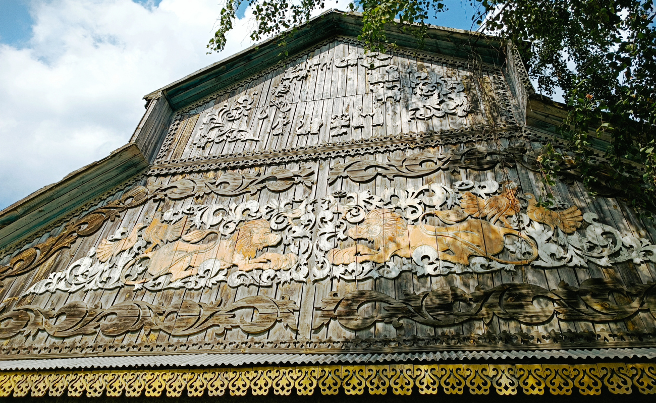 Семенча, Красноборская улица, *