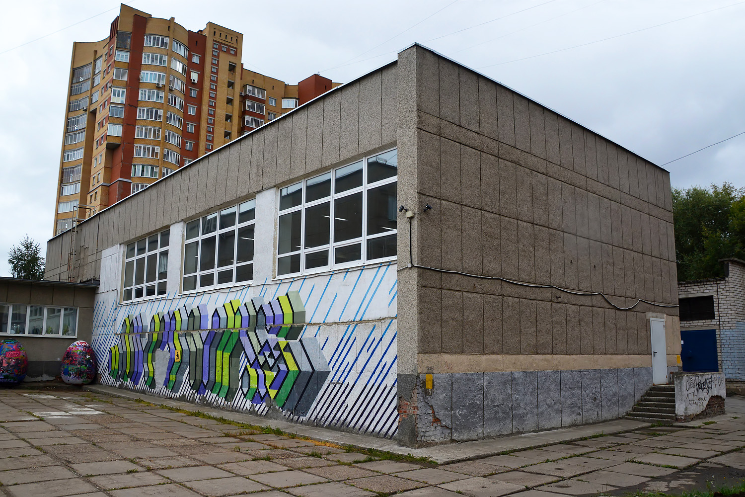 Пермь, Улица Советской Армии, 4; Улица Советской Армии, 6