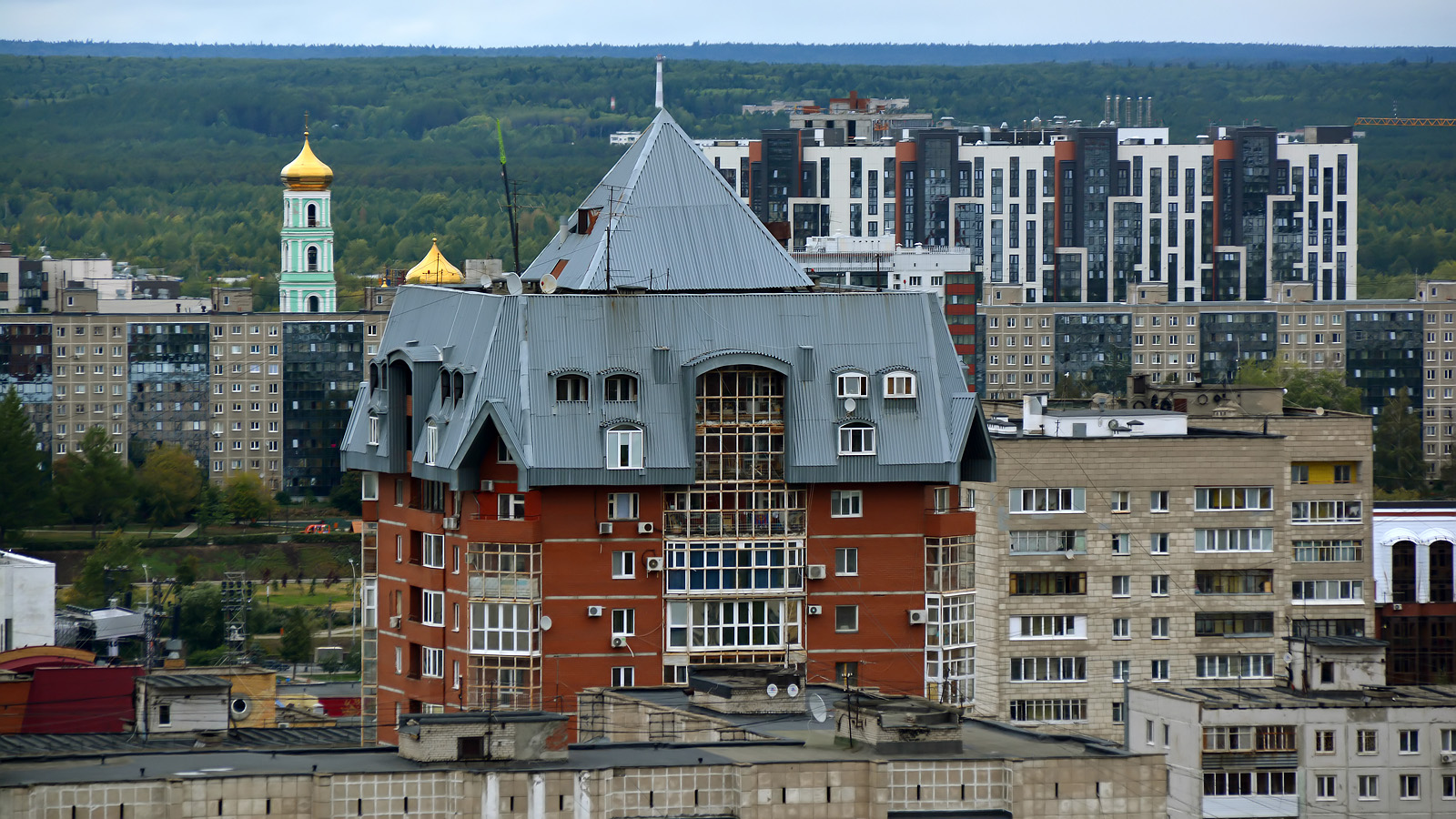 Пермь, Улица Луначарского, 103