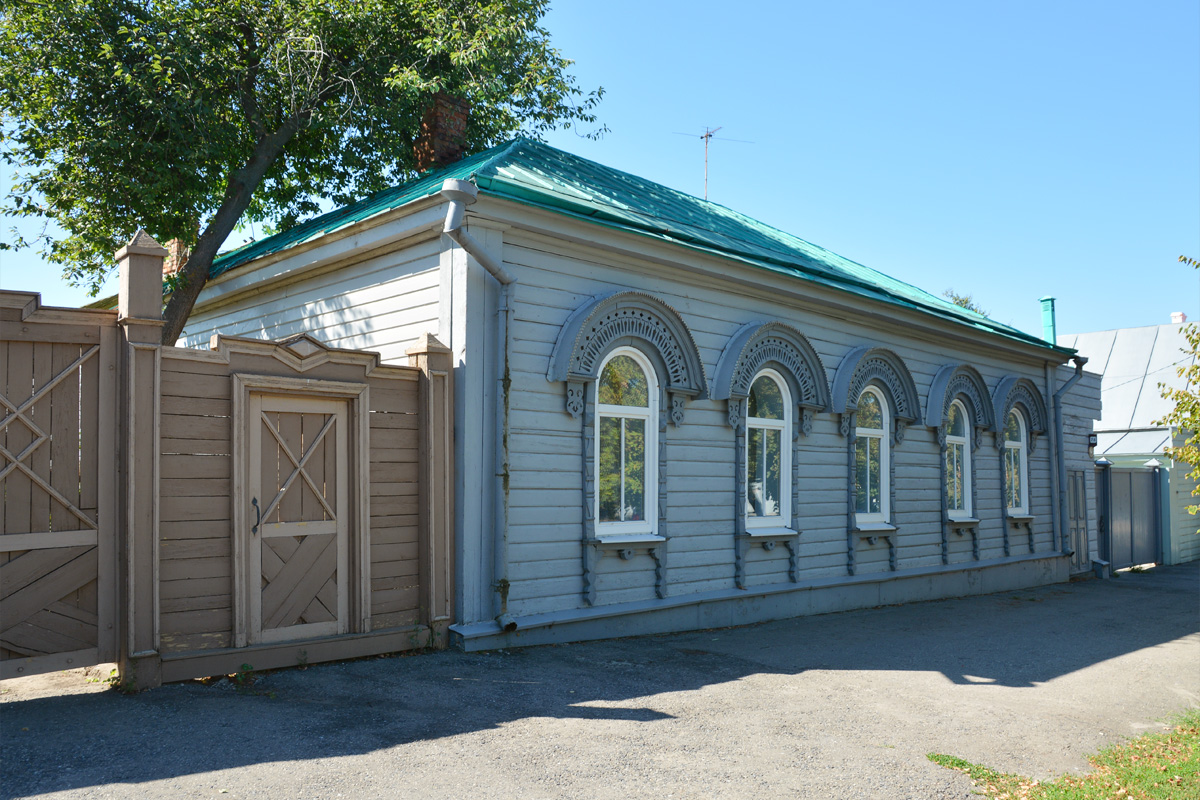 Ульяновск, Улица Ленина, 74