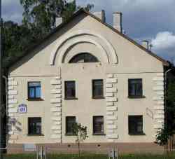 893 КБ