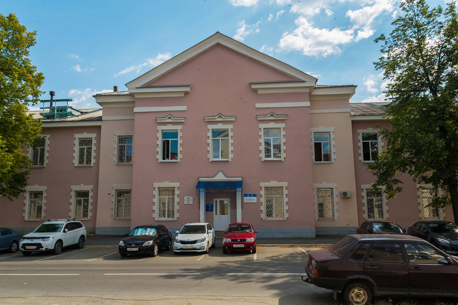Новоуральск, Улица Дзержинского, 5