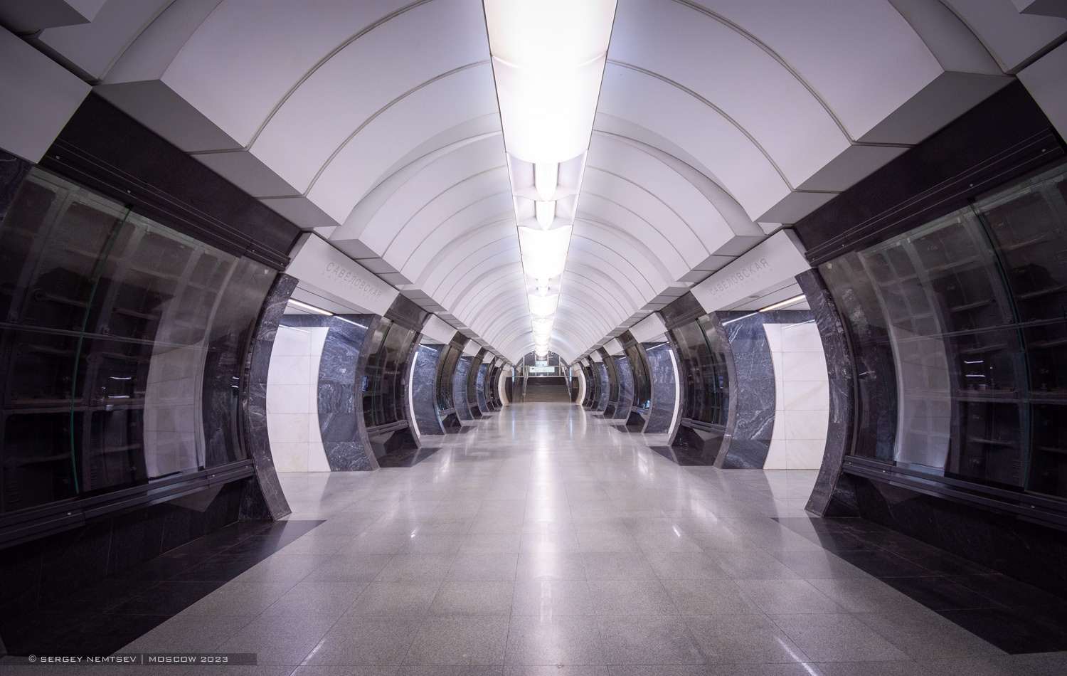 Москва, Большая Кольцевая линия Московского метрополитена, станция метро «Савёловская»