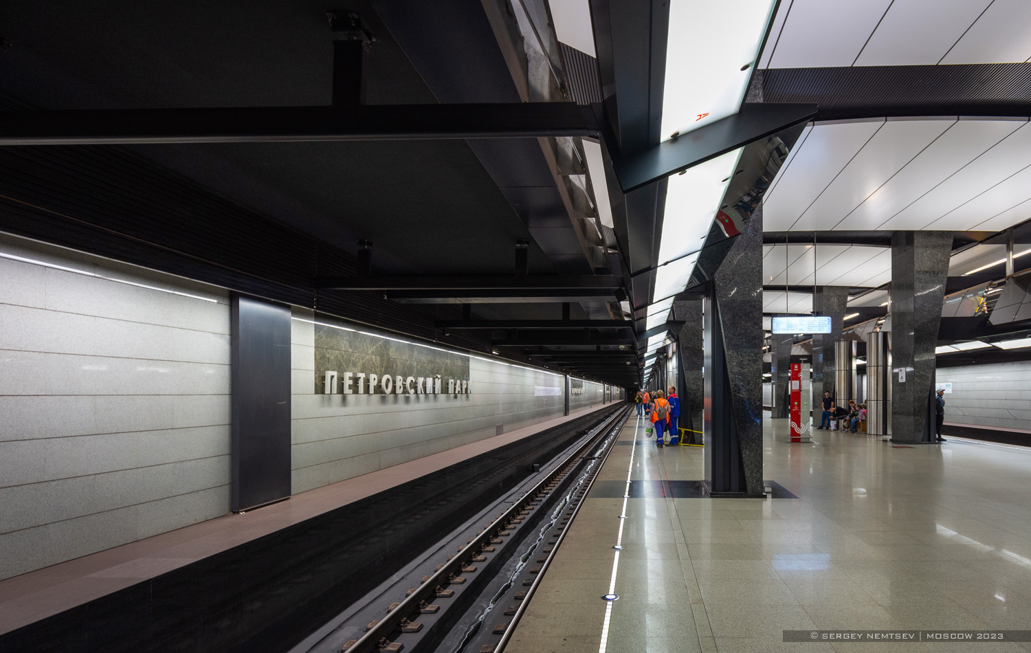 Москва, Большая Кольцевая линия Московского метрополитена, станция метро «Петровский парк»