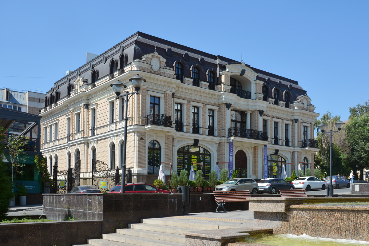 Саратов, Октябрьская улица, 7