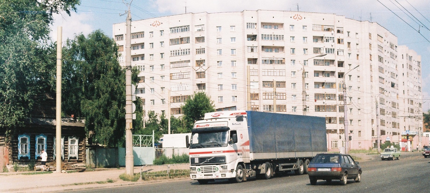 Izhevsk, Улица Карла Либкнехта, 9