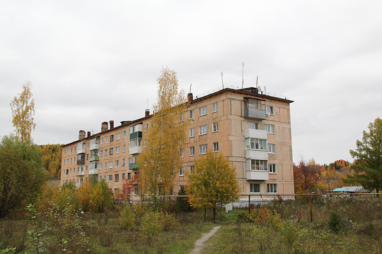Alexandrovsky municipal district, other localities, Пос. Карьер Известняк, Улица Гоголя, 10