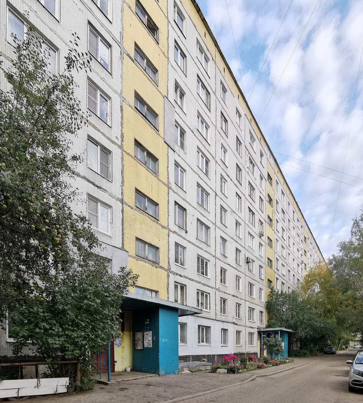 Yaroslavl, Улица Строителей, 15