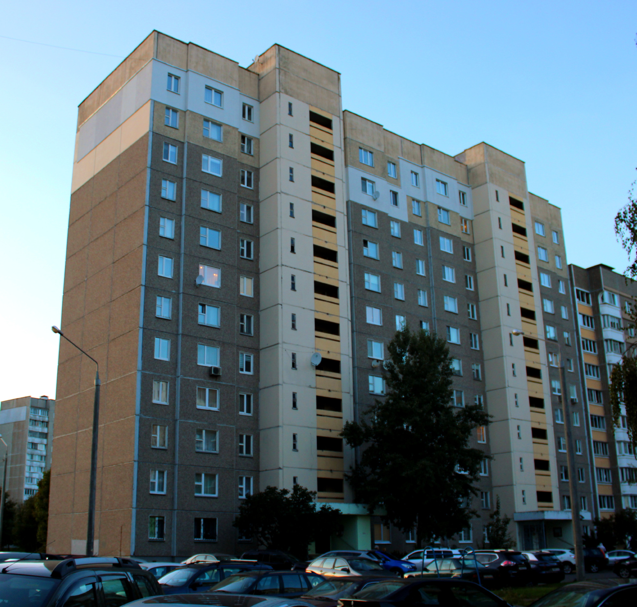 Минск, Улица Космонавтов, 3 корп. 4