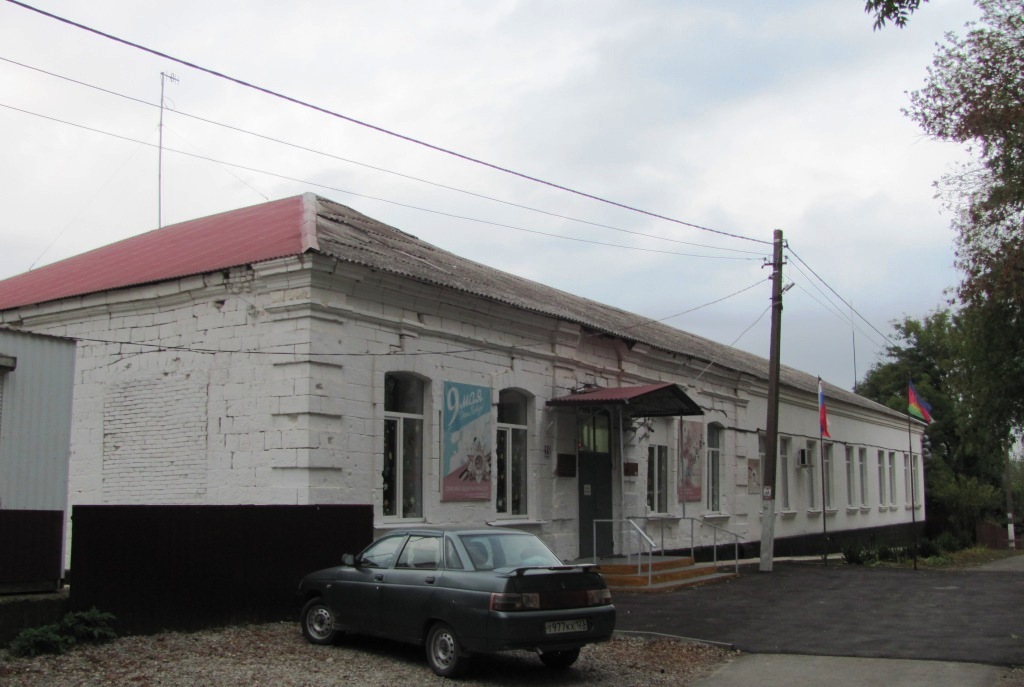 Абинский район, прочие н. п., Станица Шапсугская, улица Красная, 19