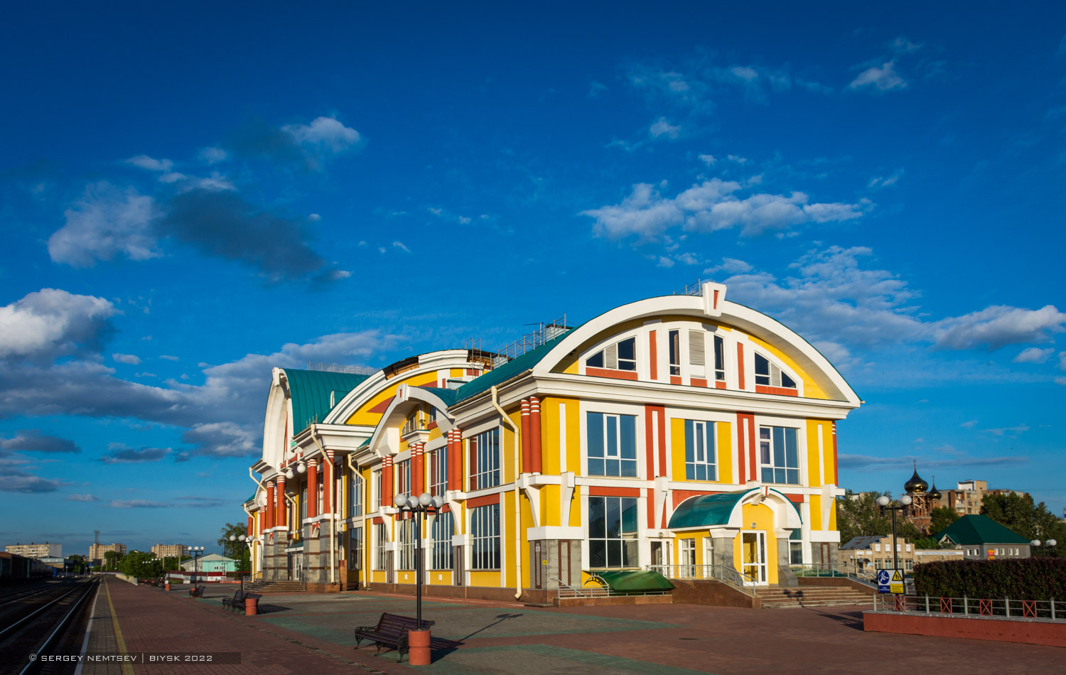 Бийск, Площадь Шукшина, 9